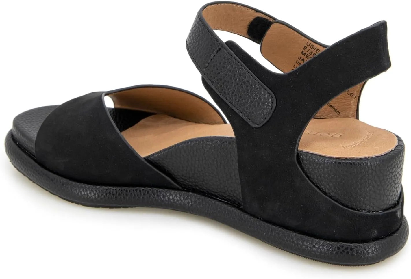 Gentle Souls by Kenneth Cole Women's Jalleen Wedge Sandal
