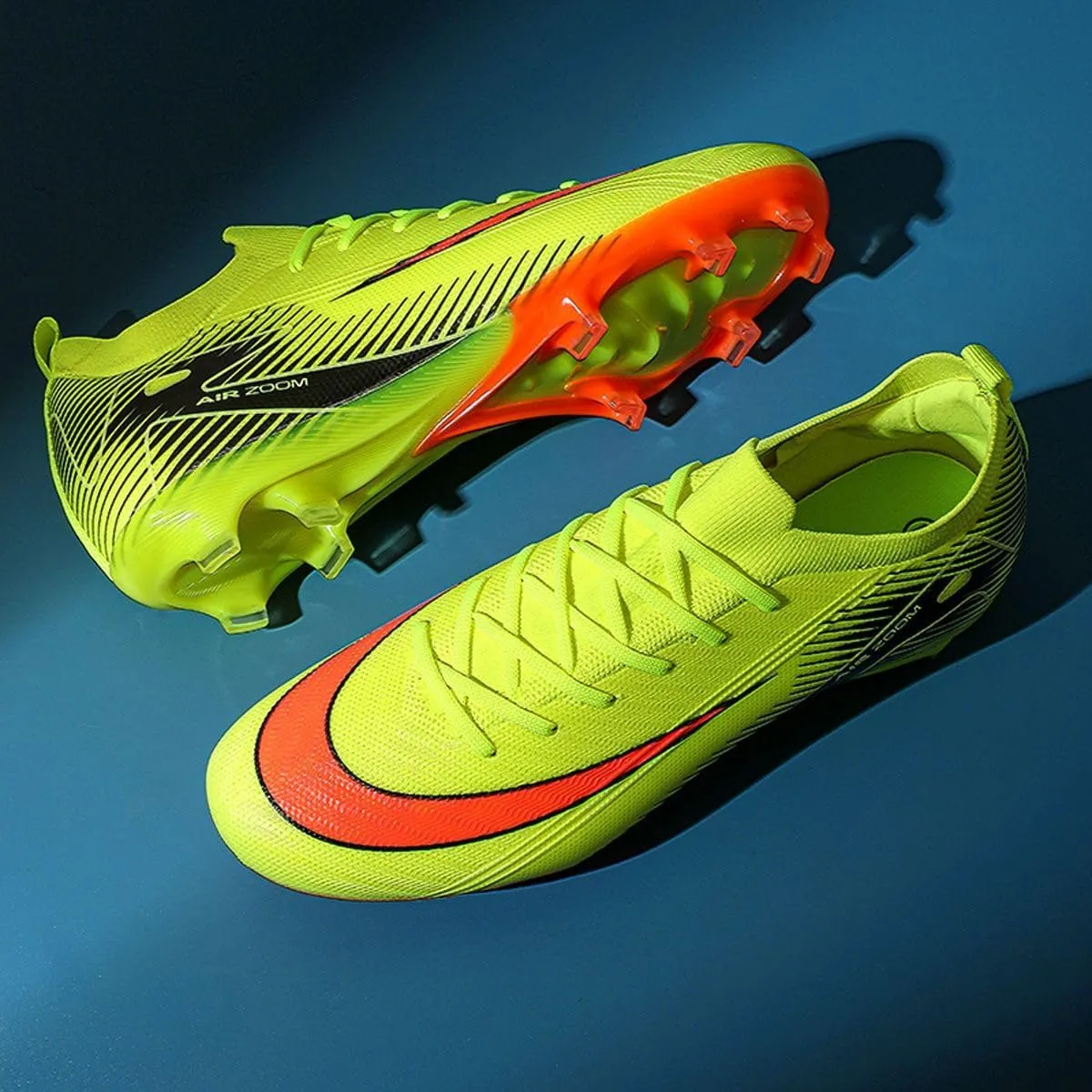 Men's and Women's Football Boots Football Shoes, Splint Spikes Sneakers Comfortable Adult Sports Outdoor/Indoor/Match/Training TF Football Shoes