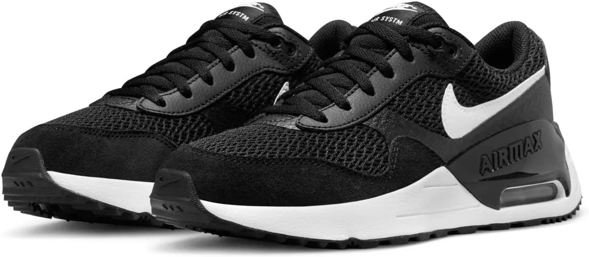 NIKE Men's Sneaker