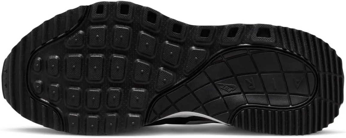 NIKE Men's Sneaker