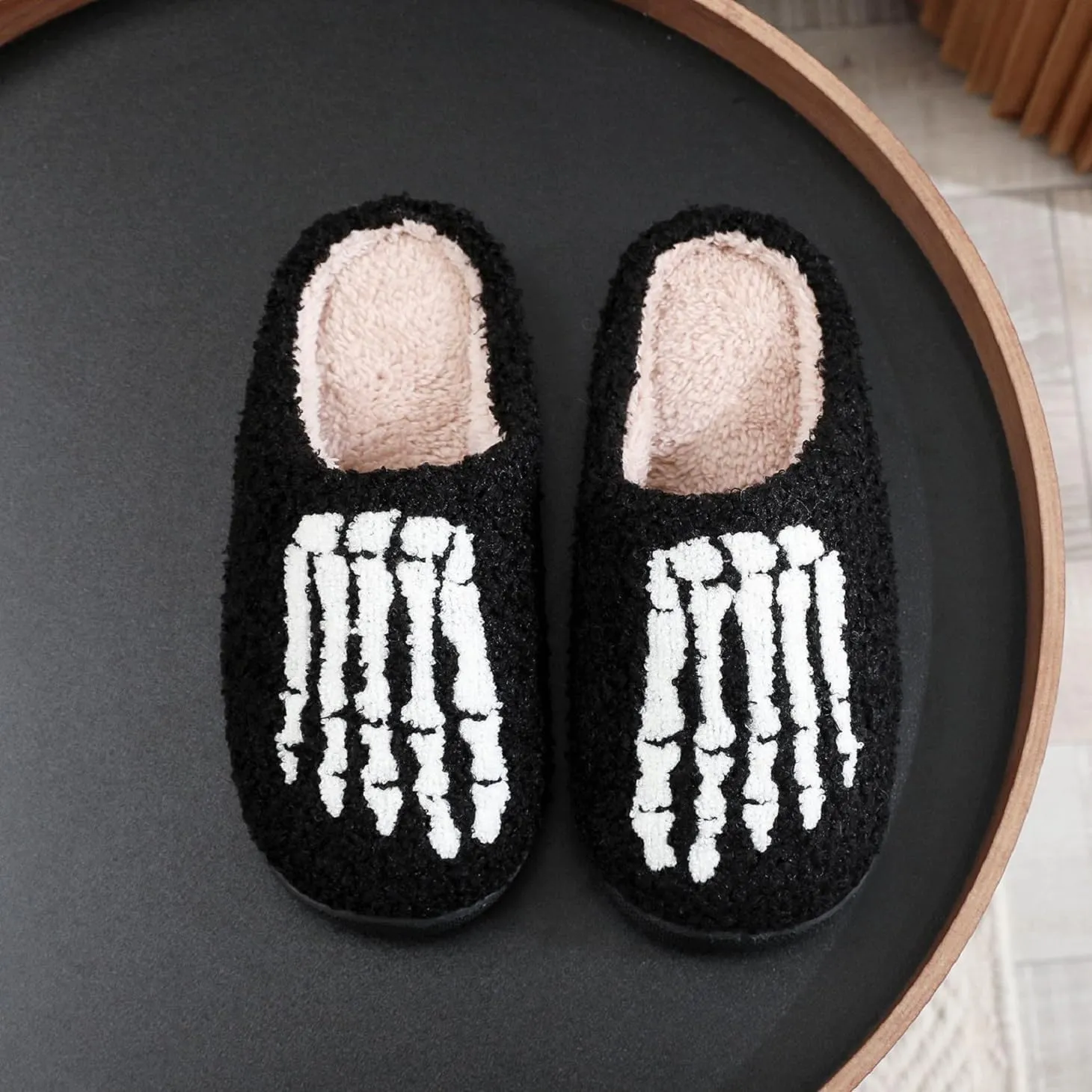 YJEUS Women's Men's Heart Heart Slippers Strawberry Cherry Mushroom Slippers Evil Eye Slippers Cartoon Animal Cat Slippers Memory Foam Cozy Plush Slippers Couple Indoor Household Slippers